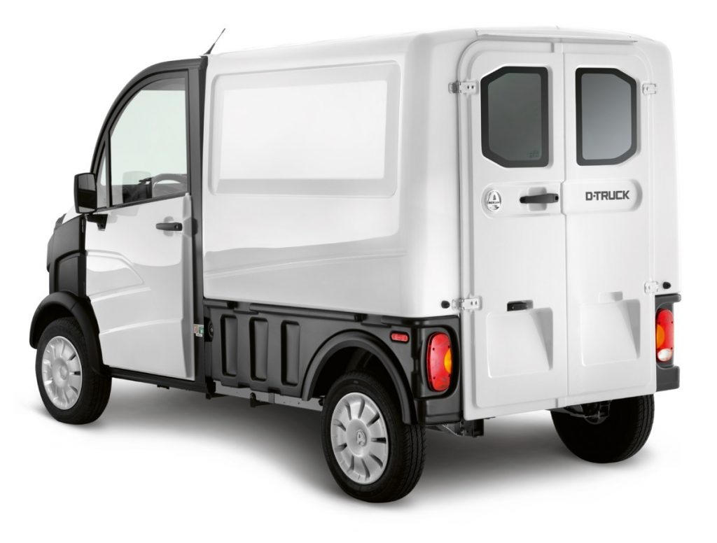 AIXAM E-Truck Furgone Electric ZTL Free Guidabile Patente AM - 3