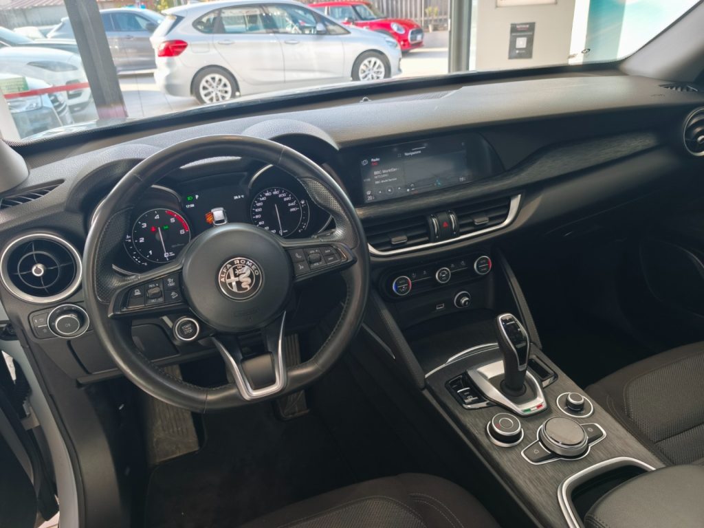 ALFA ROMEO Stelvio 2.2 d Q4 190 CV AT8 Navi Car Play Aziendale - 9
