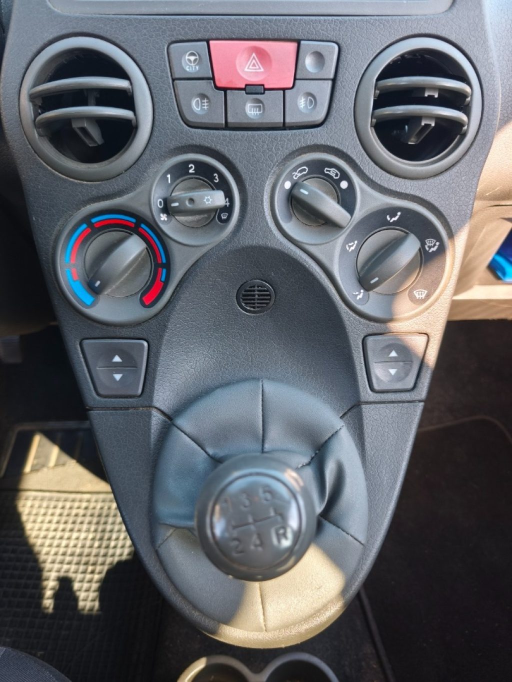 FIAT Panda 1.4 Natural Power Classic Unico Propr. Neopat. - 8