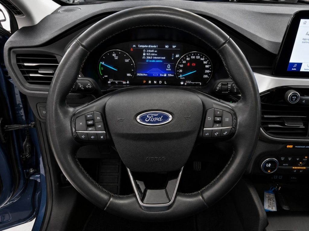 FORD Kuga 2.5 Plug In Hybrid Connect Navi Retrocamera - 9