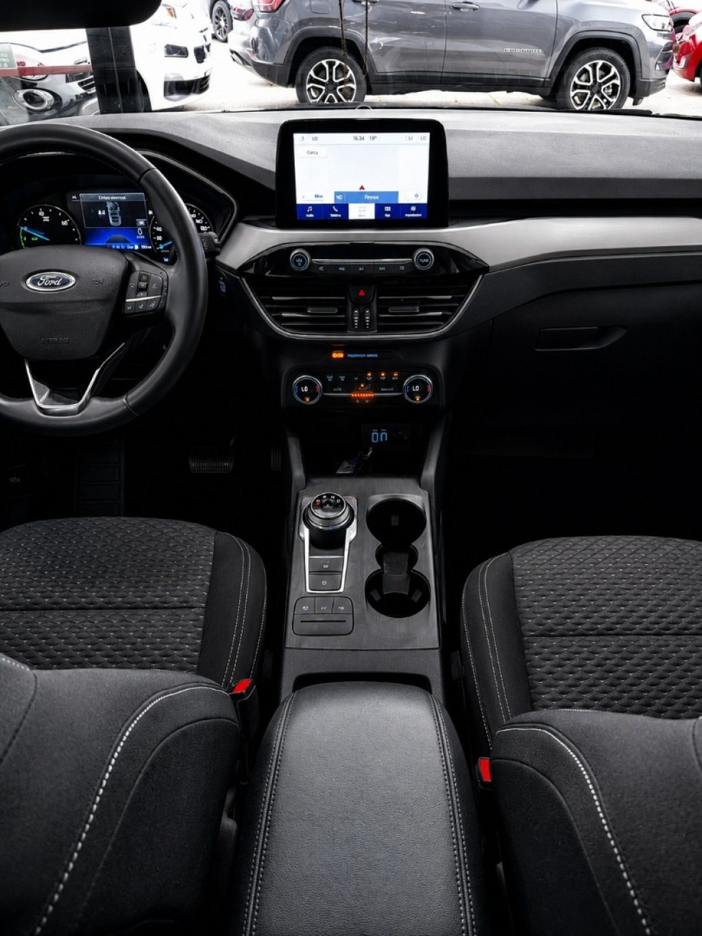 FORD Kuga 2.5 Plug In Hybrid Connect Navi Retrocamera - 11