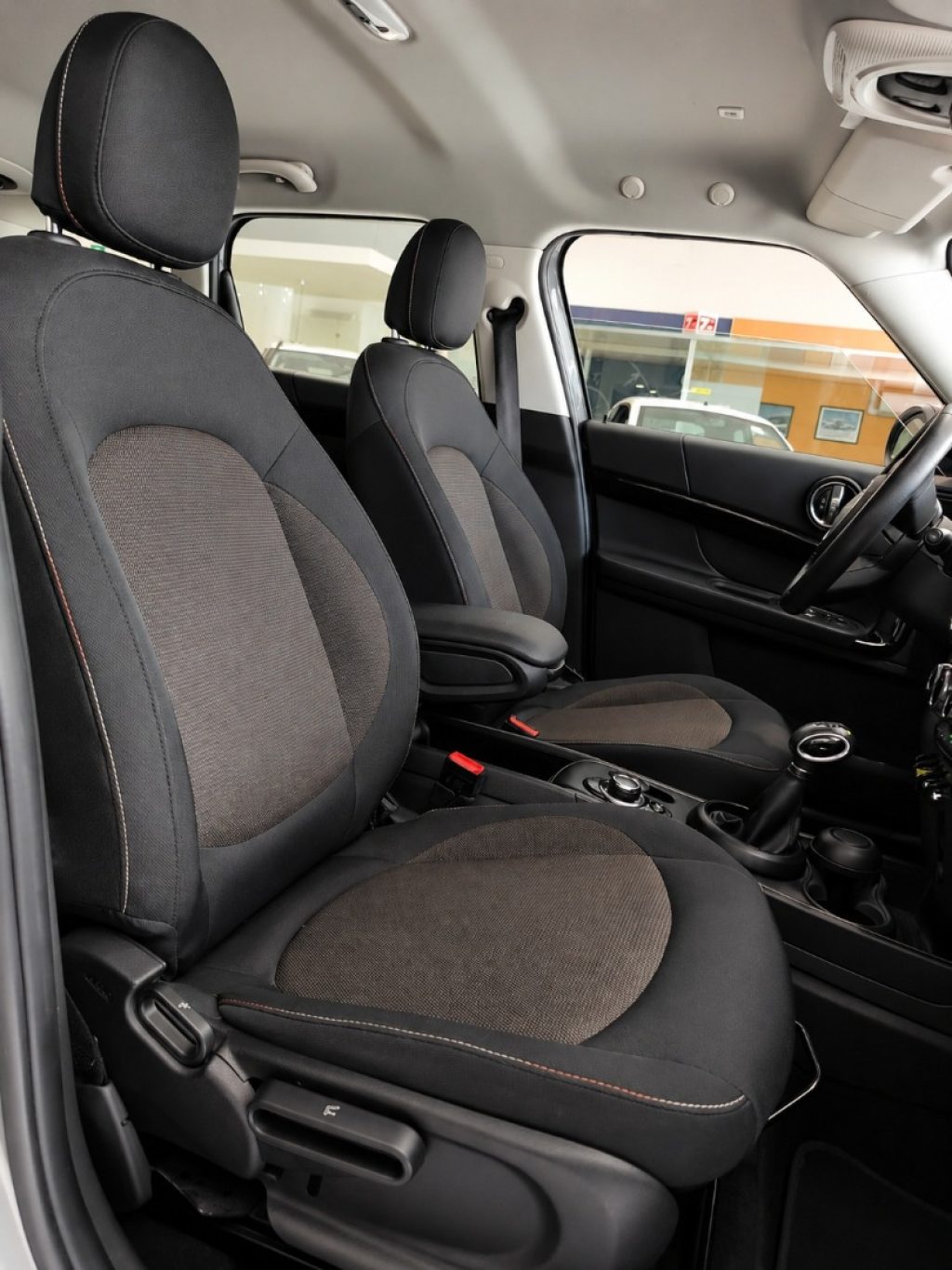 MINI Countryman 1.5 Cooper SE ALL4 Plug In Hybrid Automatic - 14