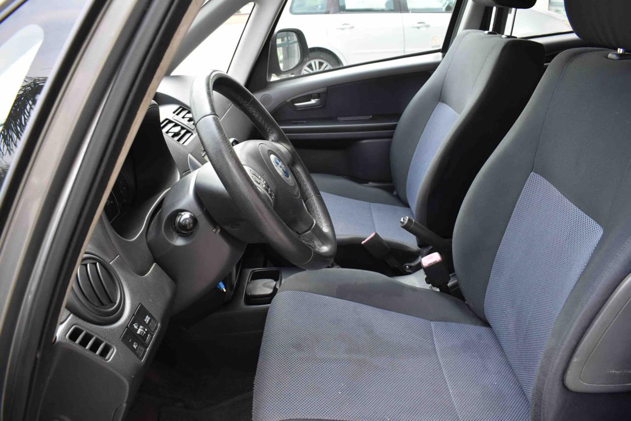 FIAT Sedici 1.9 MJT 4x4 Dynamic - 8