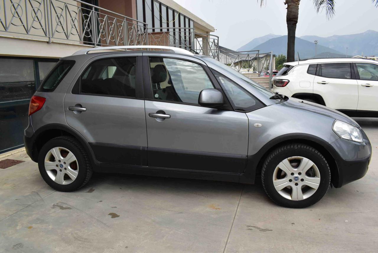 FIAT Sedici 1.9 MJT 4x4 Dynamic - 4