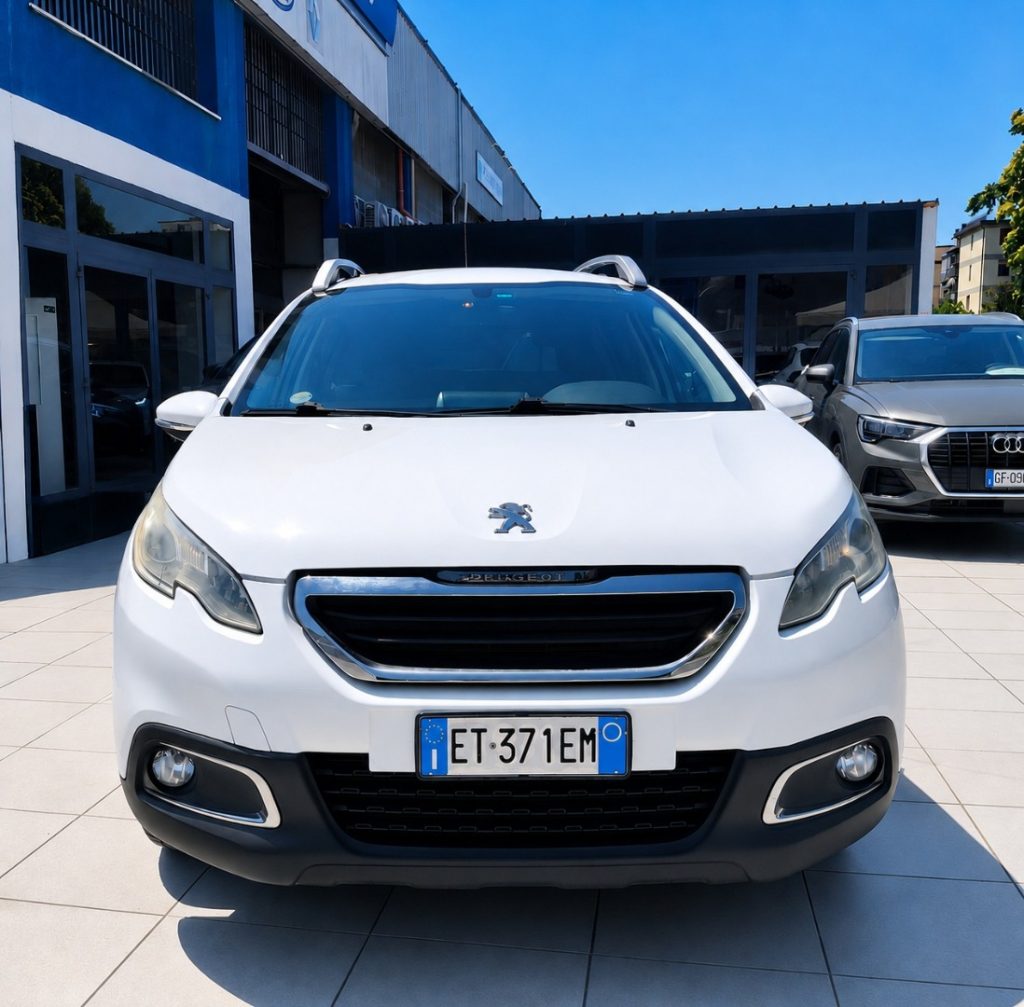 PEUGEOT 2008 1.4 HDi 68 Cv Navi Neo Patentati - 2
