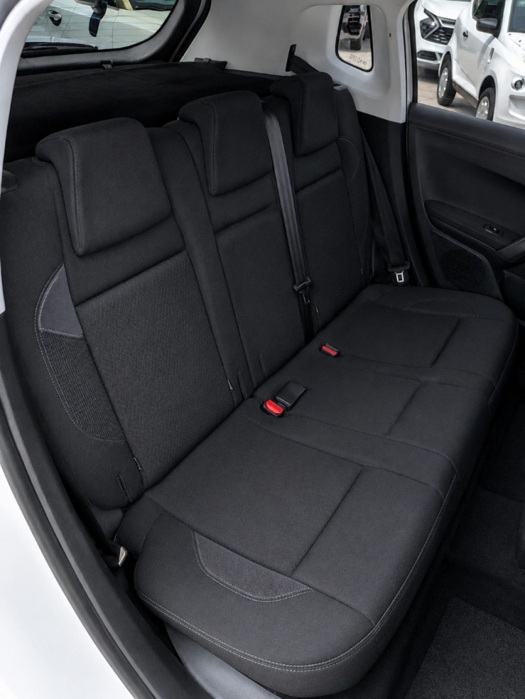 PEUGEOT 2008 1.4 HDi 68 Cv Navi Neo Patentati - 14