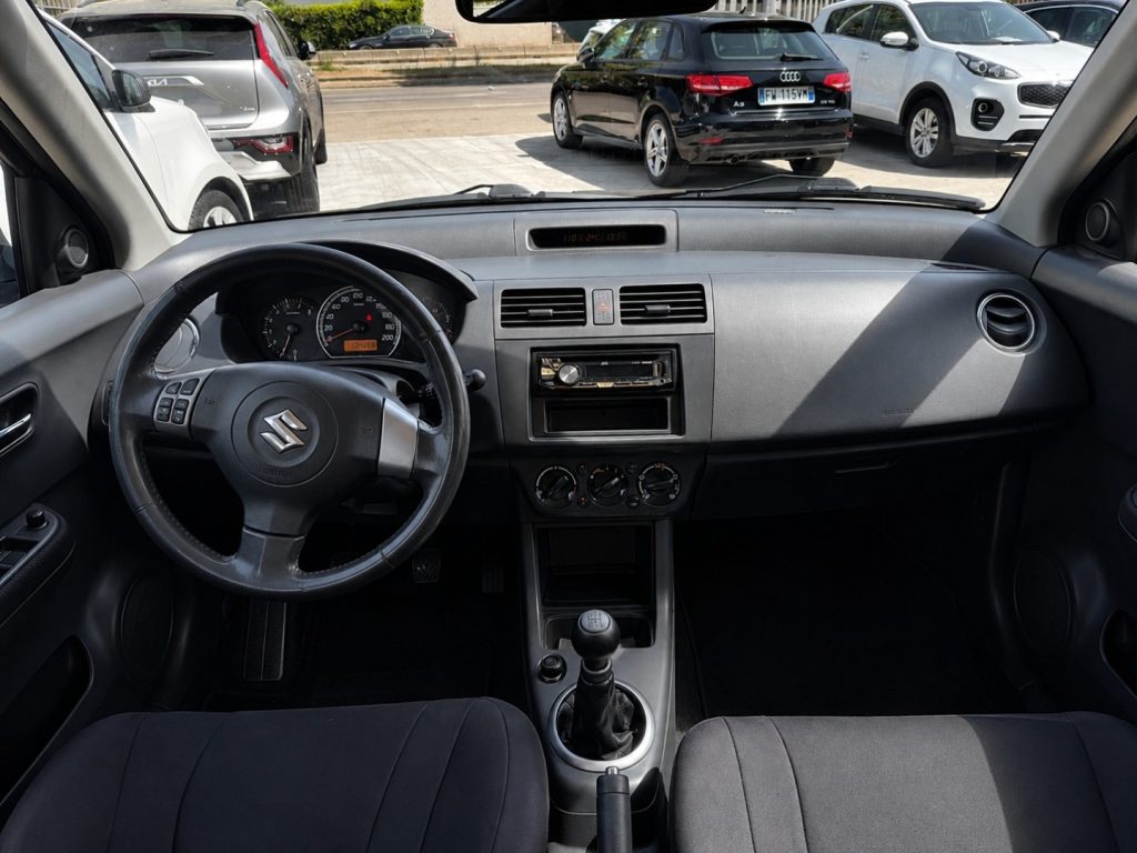 SUZUKI Swift 1.3 5p. Ok Neopatentati Bluetooth - 10