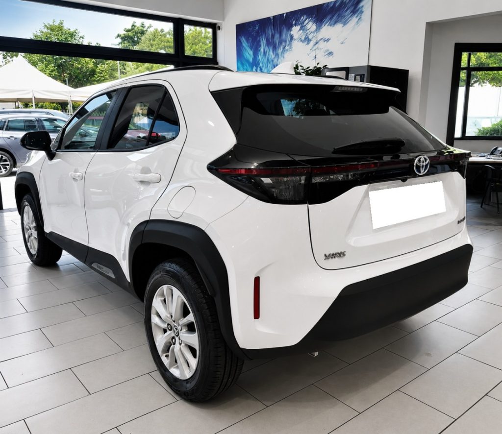 TOYOTA Yaris Cross 1.5 Full Hybrid E-CVT Clima Autom. Aziendale - 7
