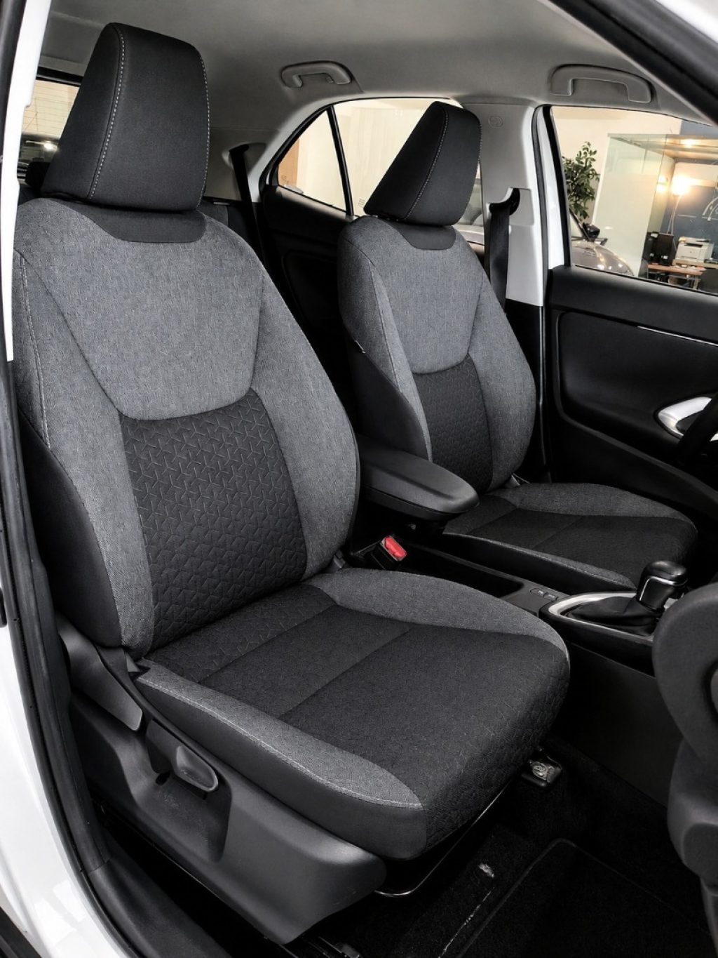 TOYOTA Yaris Cross 1.5 Full Hybrid E-CVT Clima Autom. Aziendale - 18