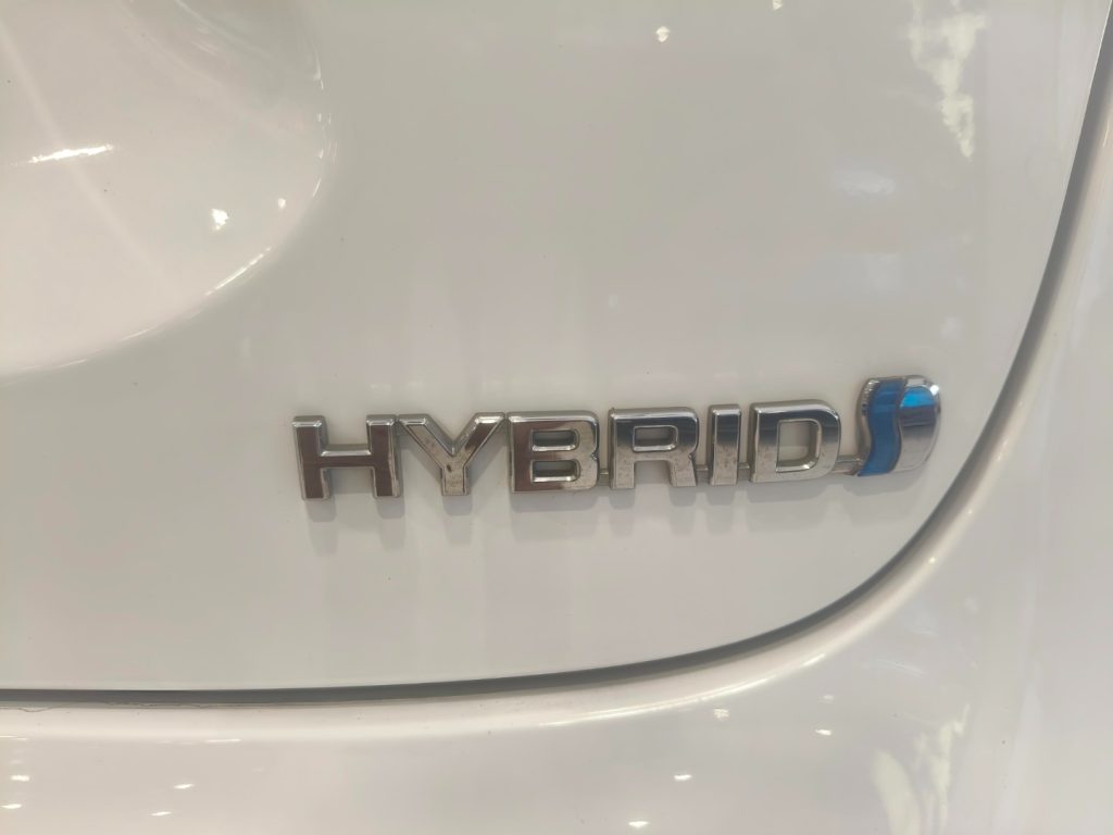 TOYOTA Yaris Cross 1.5 Full Hybrid E-CVT Clima Autom. Aziendale - 8