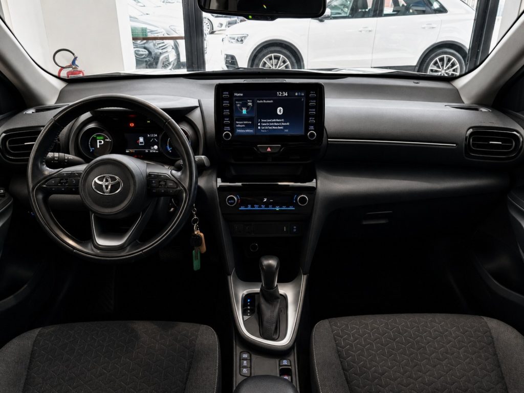 TOYOTA Yaris Cross 1.5 Full Hybrid E-CVT Clima Autom. Aziendale - 10