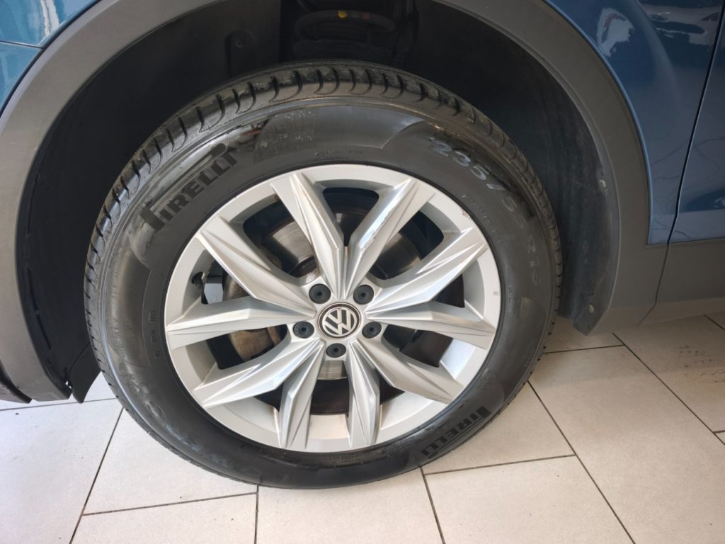 VOLKSWAGEN Tiguan Allspace 2.0 TDI 4motion DSG Tetto Panoramico Advanced - 9