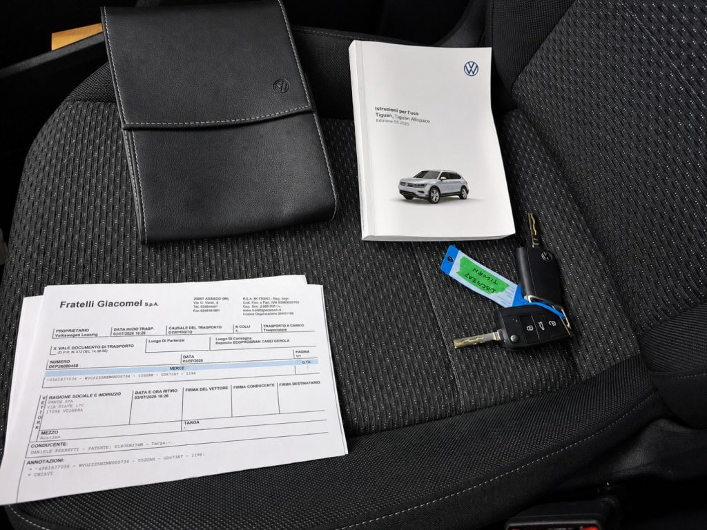 VOLKSWAGEN Tiguan Allspace 2.0 TDI 4motion DSG Tetto Panoramico Advanced - 16