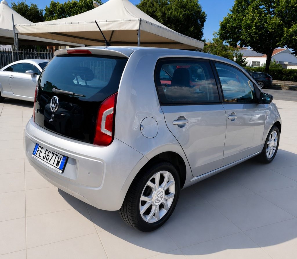 VOLKSWAGEN up! 1.0 75 CV 5p. high up! BlueMotion Technology - 7