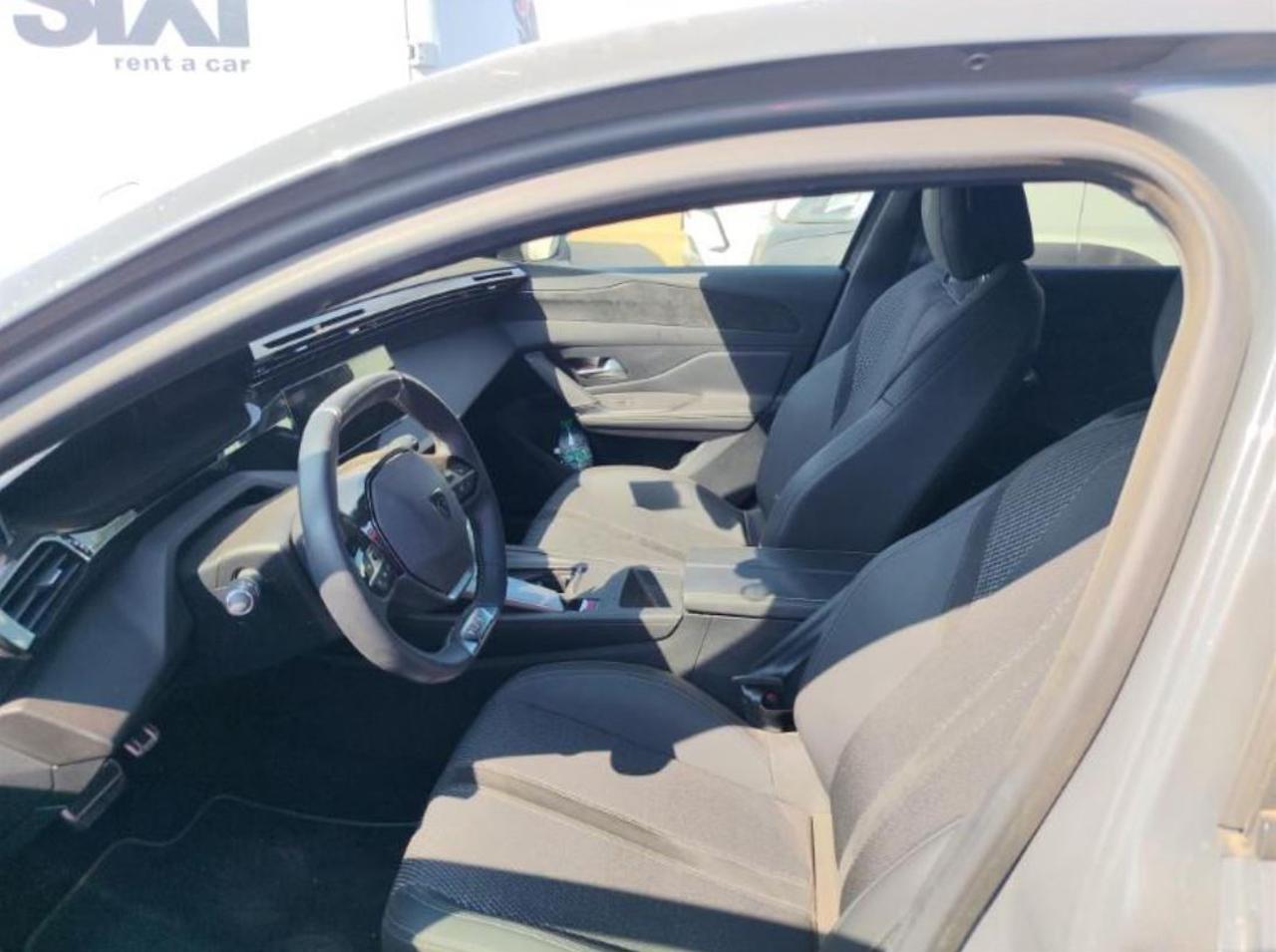 PEUGEOT 408 Plug-in Hybrid 225 e-EAT8 GT - 6