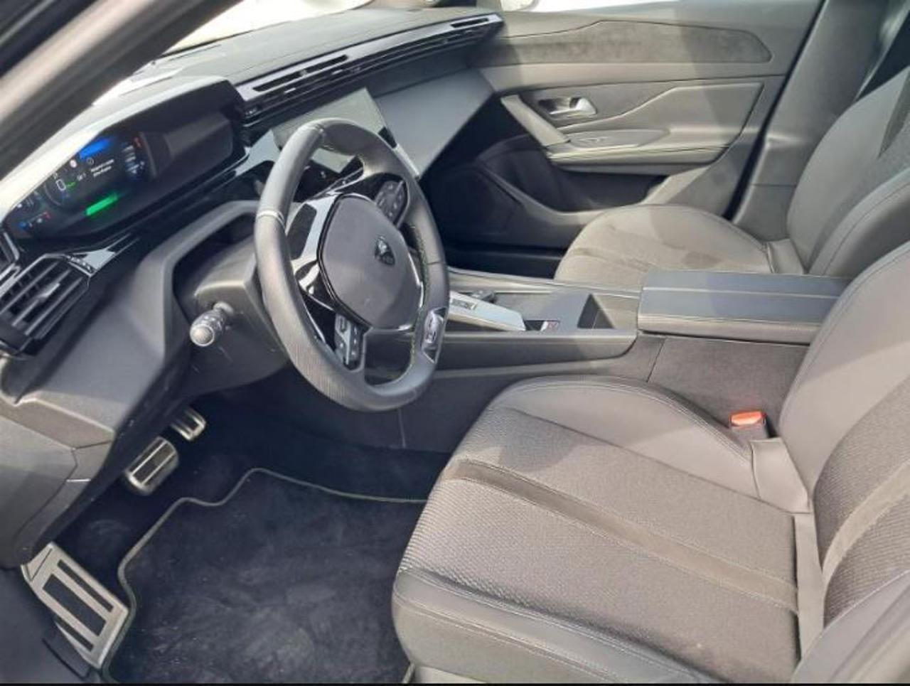 PEUGEOT 408 Plug-in Hybrid 225 e-EAT8 GT - 6
