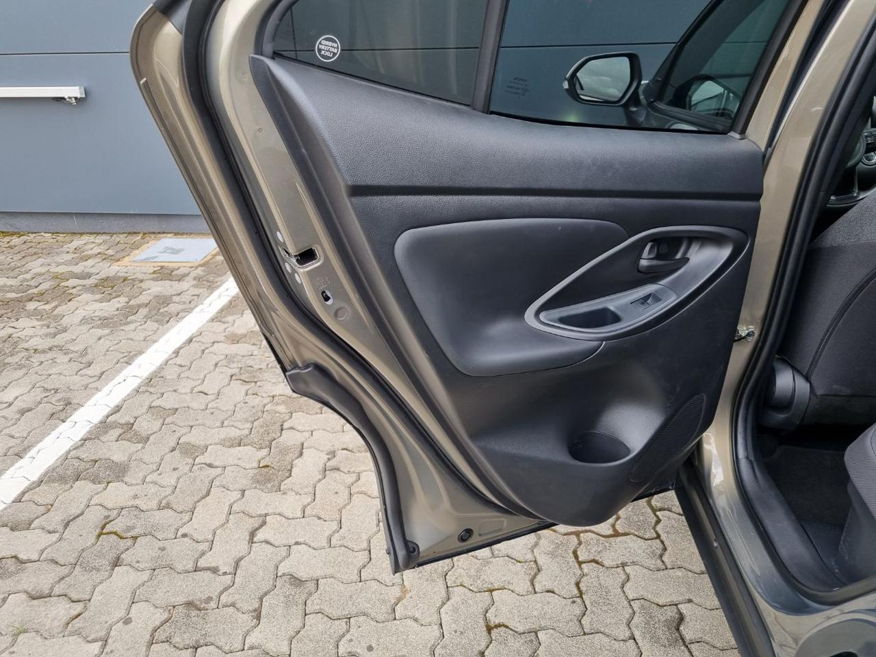 TOYOTA Yaris Cross 1.5 Hybrid 130 CV 5p. E-CVT Trend - 24