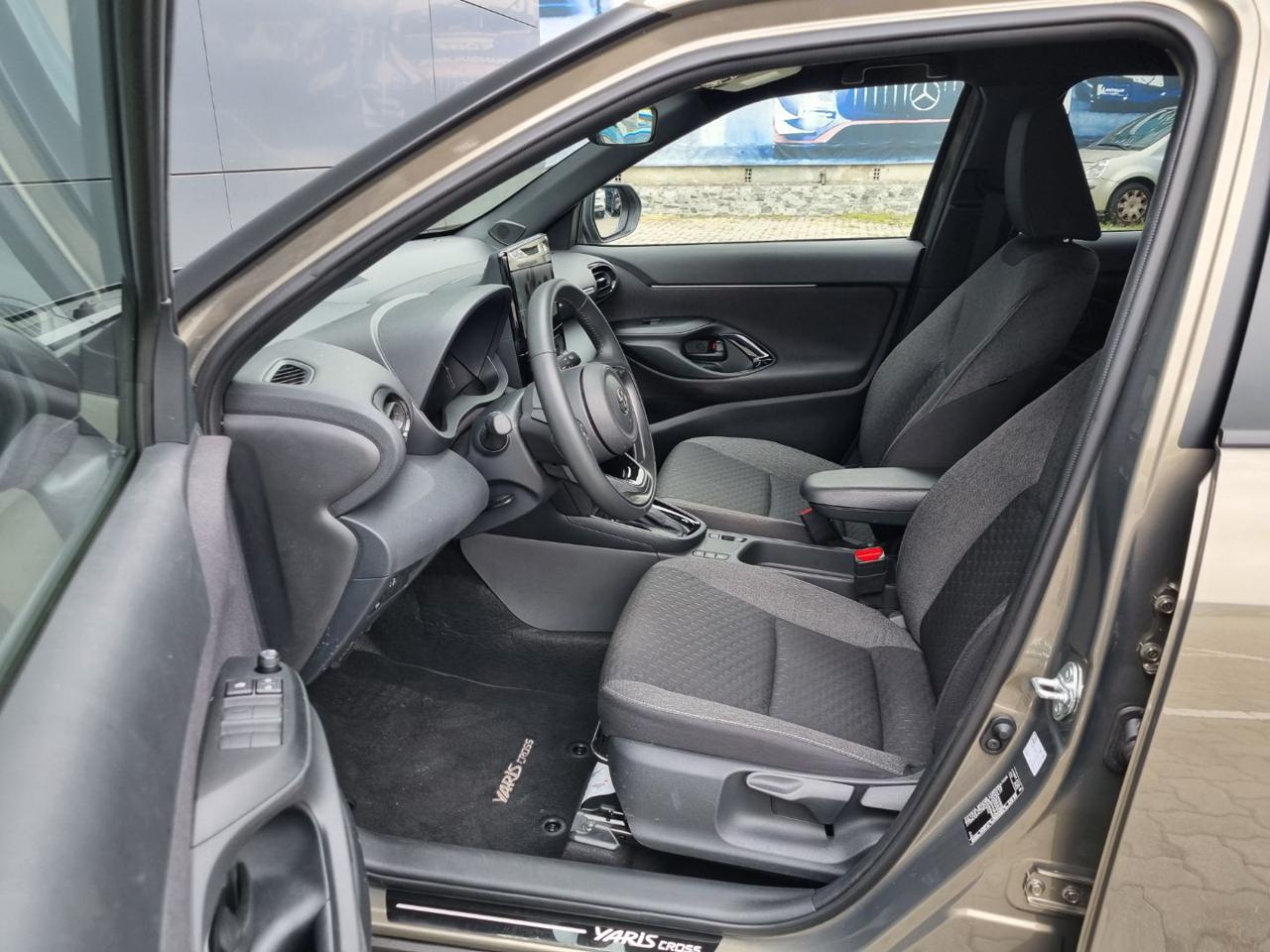 TOYOTA Yaris Cross 1.5 Hybrid 130 CV 5p. E-CVT Trend - 10