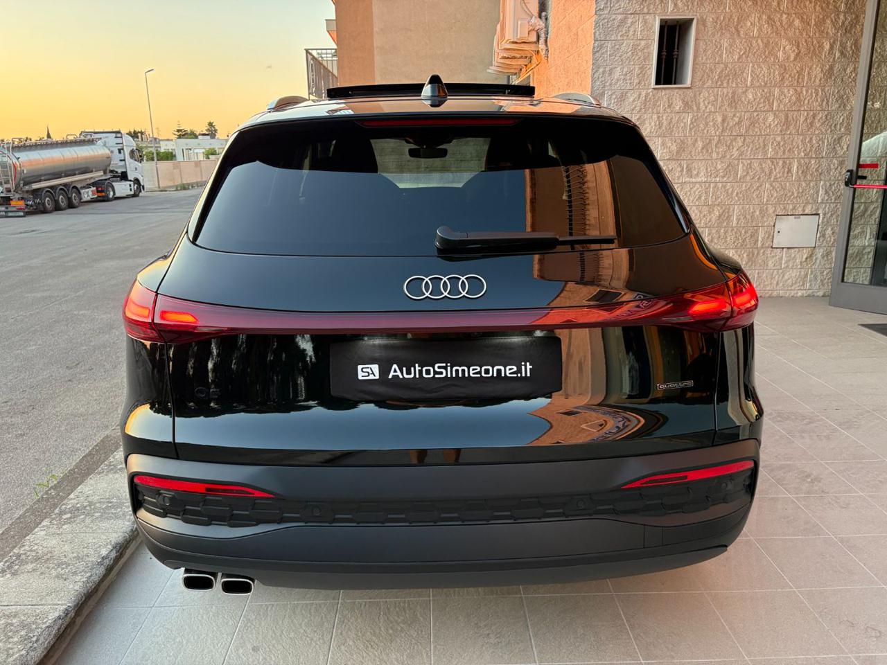 AUDI Q5 40 TDI 204 CV quattro S tronic Business Advanced - 6