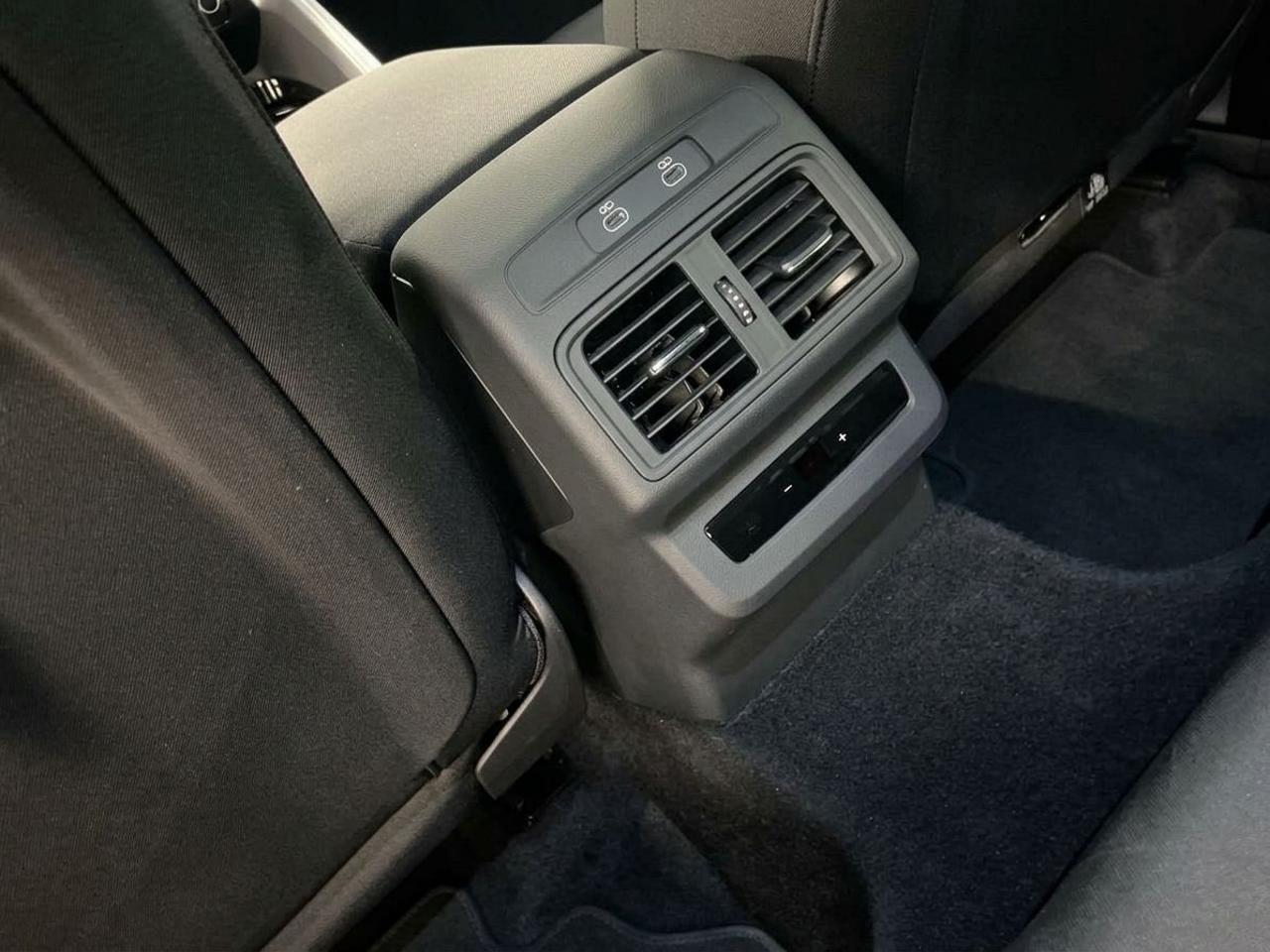 AUDI Q5 TDI 150 kW mHEV+ S tronic quattro S line edition - 6