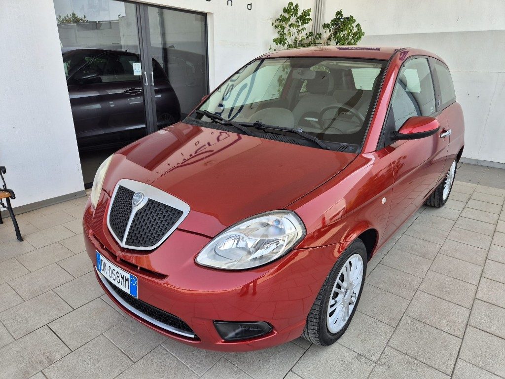 LANCIA Ypsilon 1.2 Argento - 2