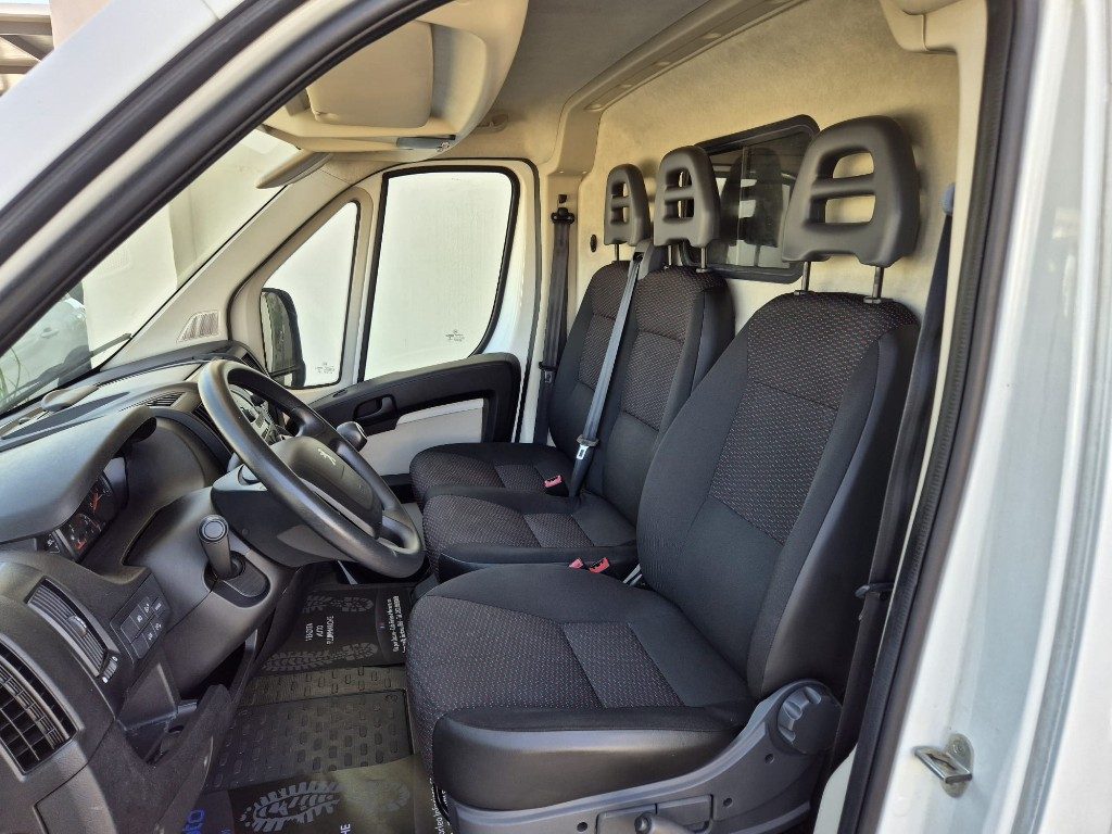 PEUGEOT Boxer 330 2.0 BlueHDi 130CV PC-TN Furgone - 6