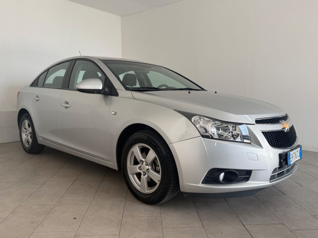 CHEVROLET Cruze 1.6 4 porte LS - 3
