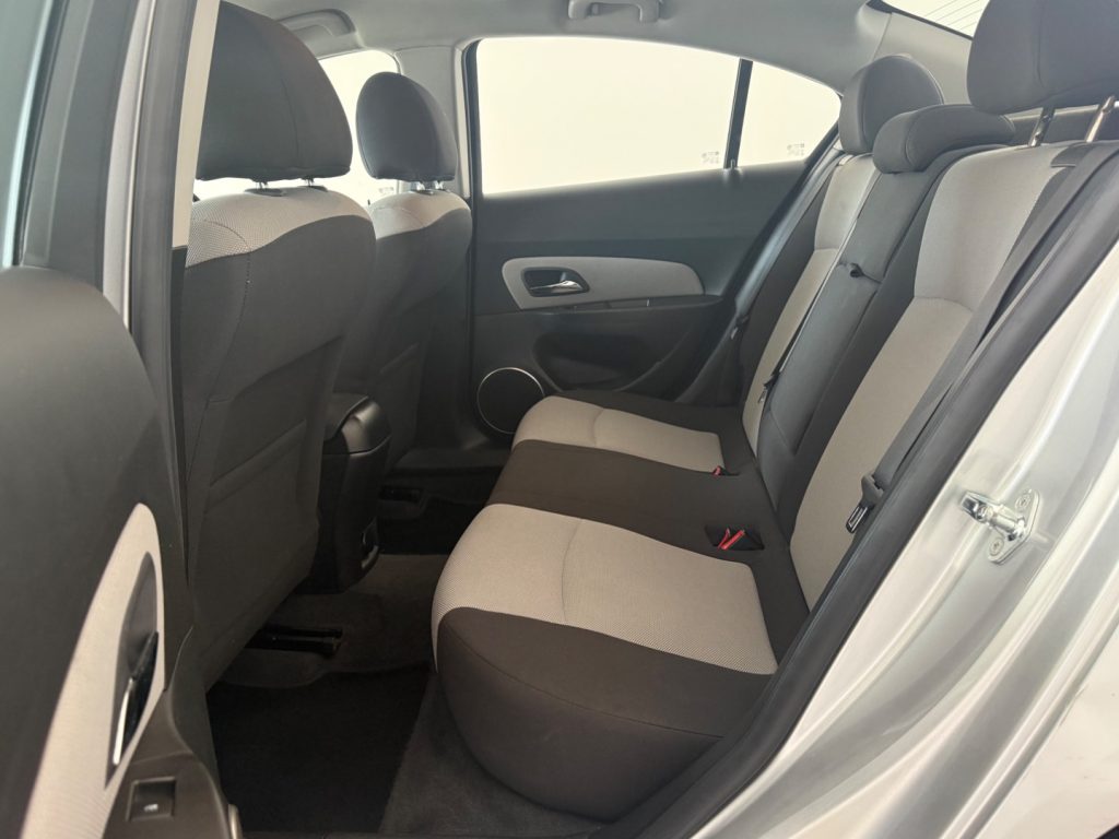 CHEVROLET Cruze 1.6 4 porte LS - 19
