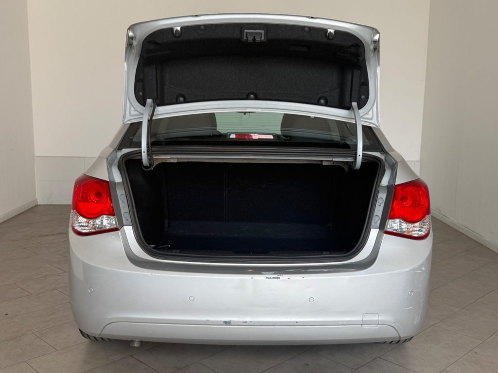 CHEVROLET Cruze 1.6 4 porte LS - 8