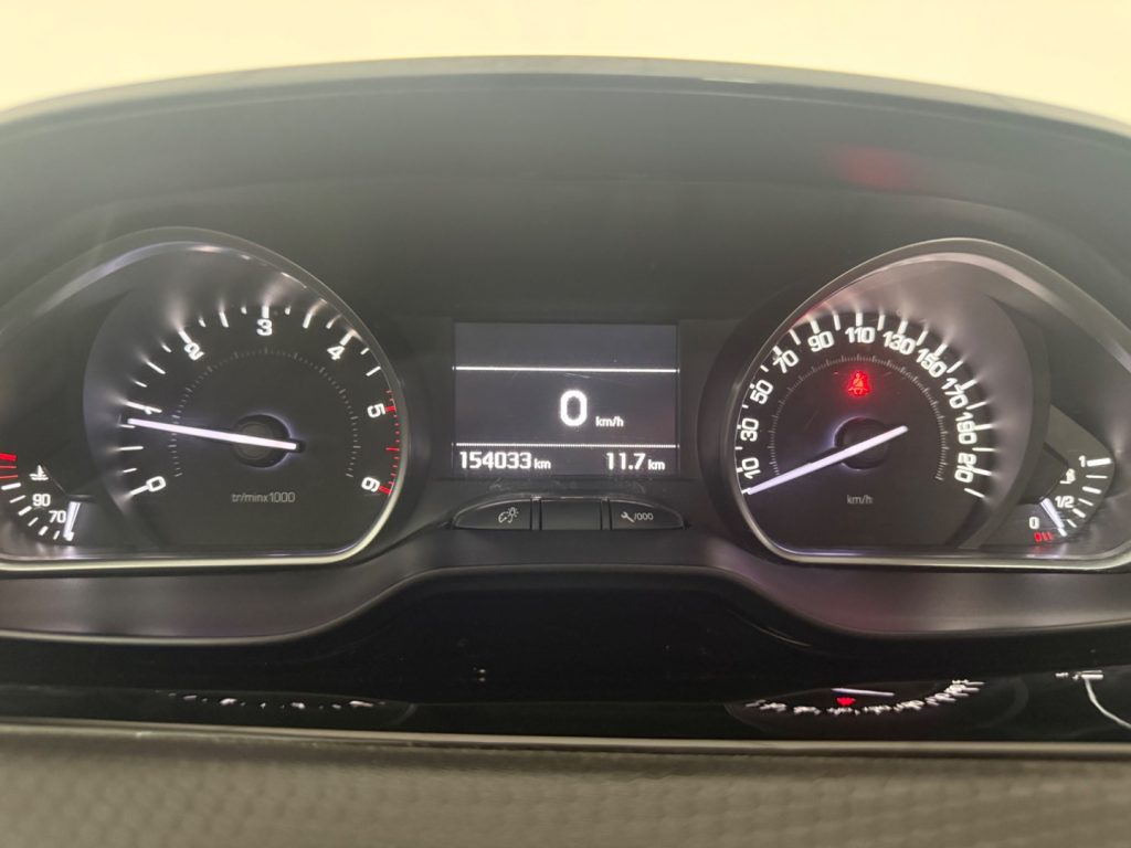 PEUGEOT 208 1° serie BlueHDi 75 5 porte Allure - 13