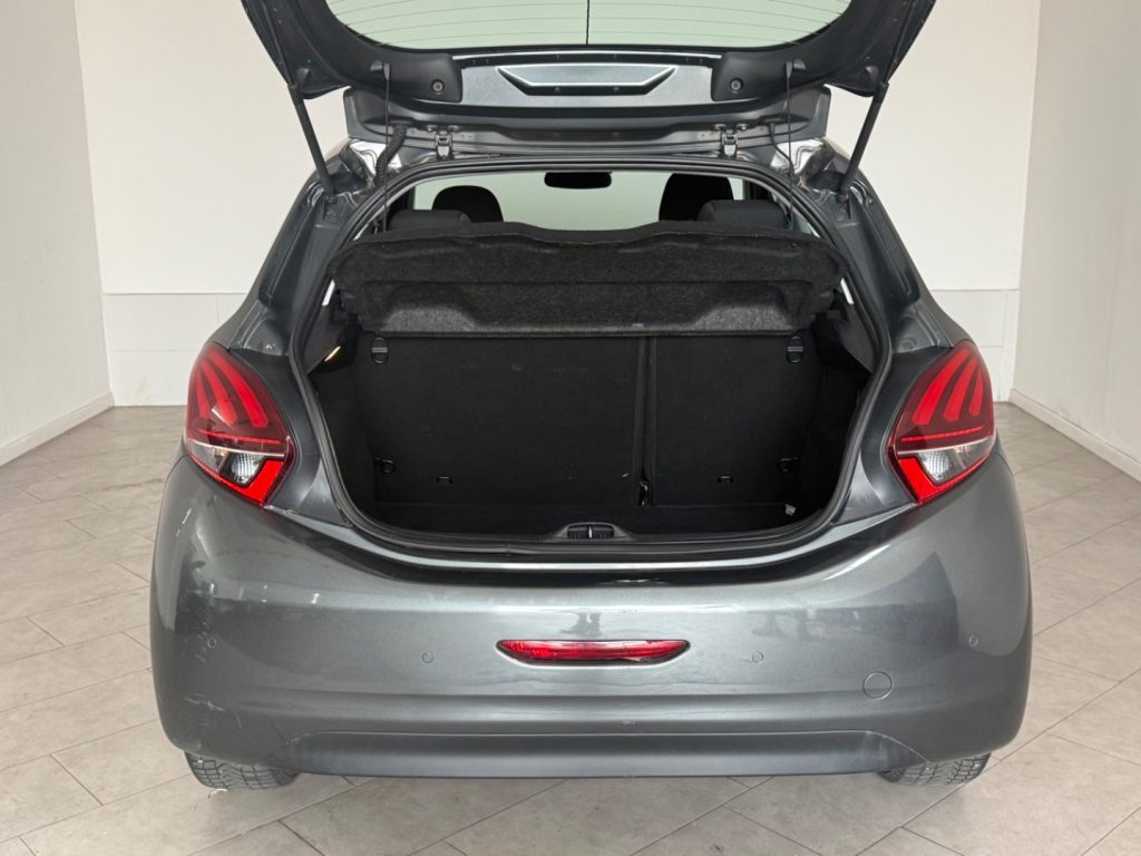 PEUGEOT 208 1° serie BlueHDi 75 5 porte Allure - 8
