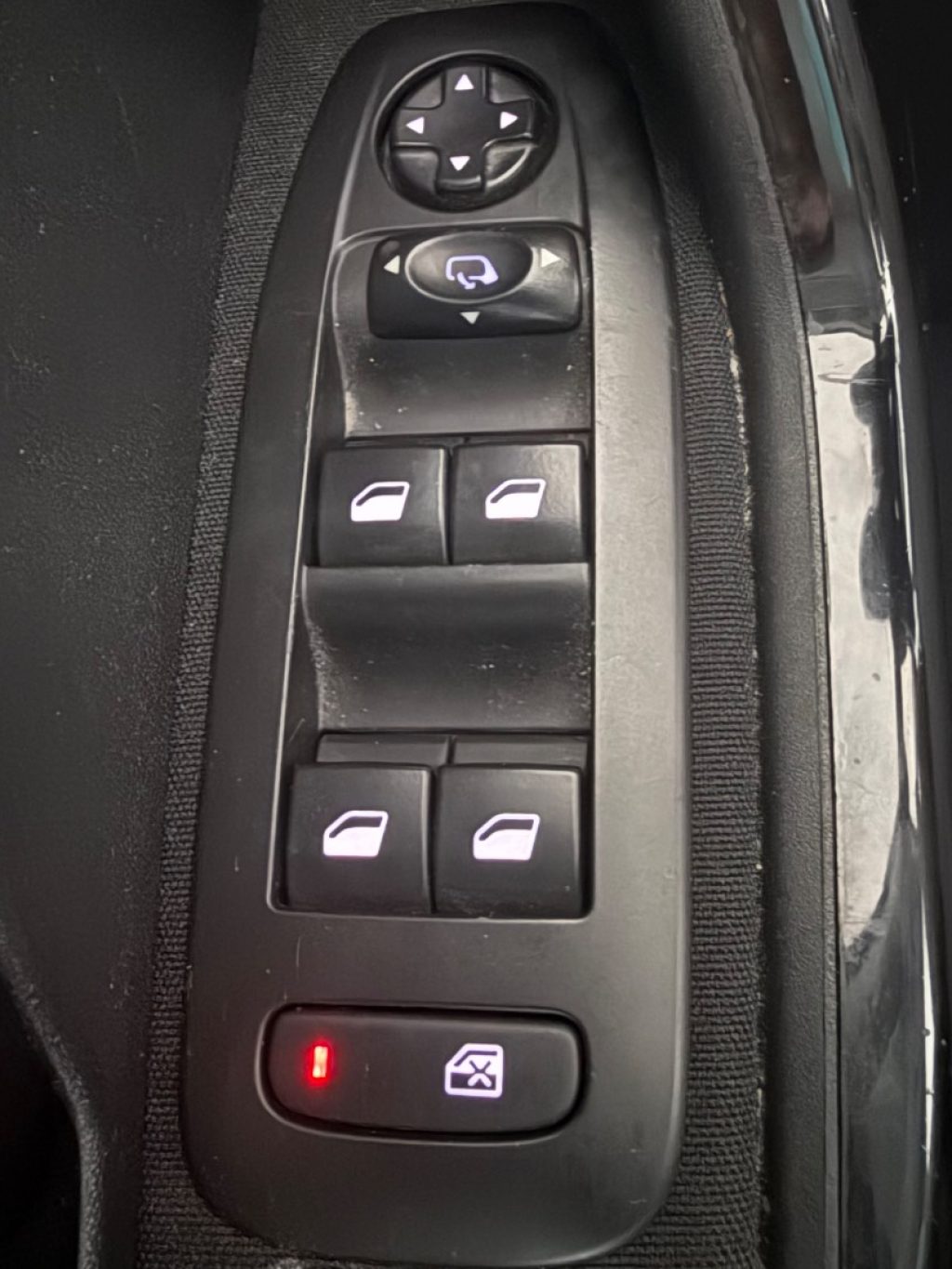 PEUGEOT 208 1° serie BlueHDi 75 5 porte Allure - 15