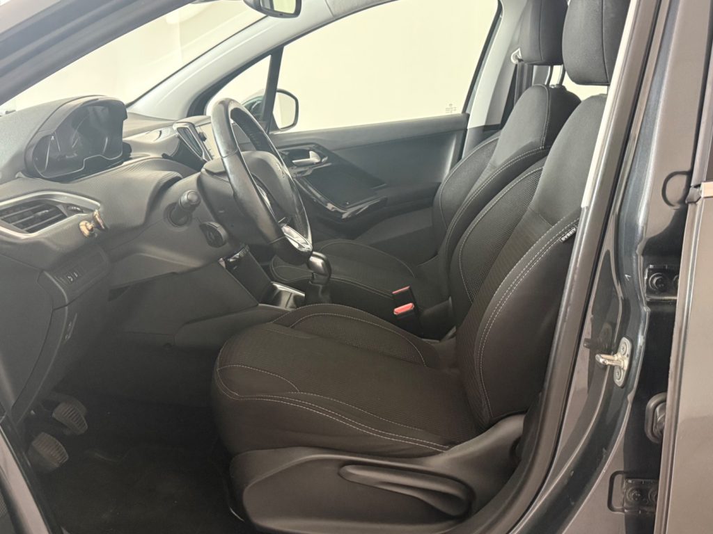 PEUGEOT 208 1° serie BlueHDi 75 5 porte Allure - 19
