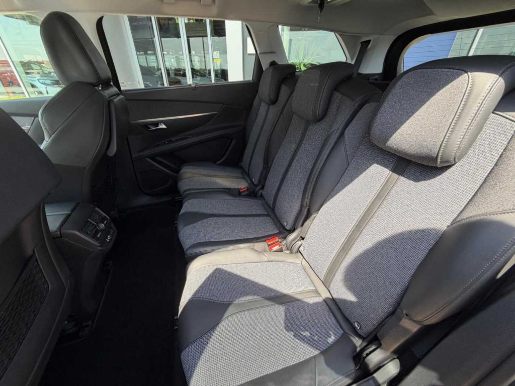 PEUGEOT 5008 1.5 bluehdi Allure s&s 130cv 7p.ti eat8 - 13