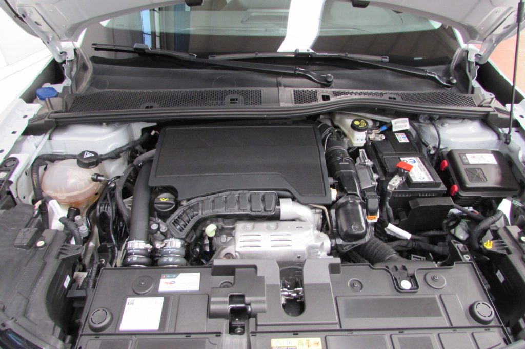 CITROEN C4 PureTech 130 S&S EAT8 Max - 20