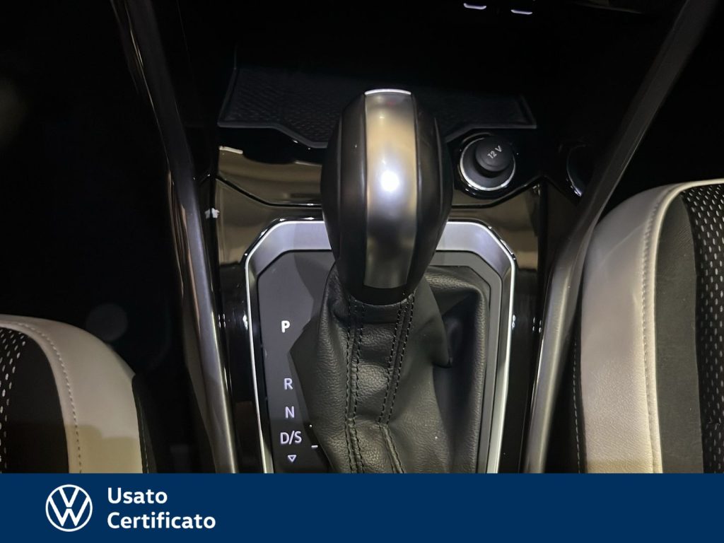 VOLKSWAGEN T-Roc 1.5 tsi advanced dsg - 18