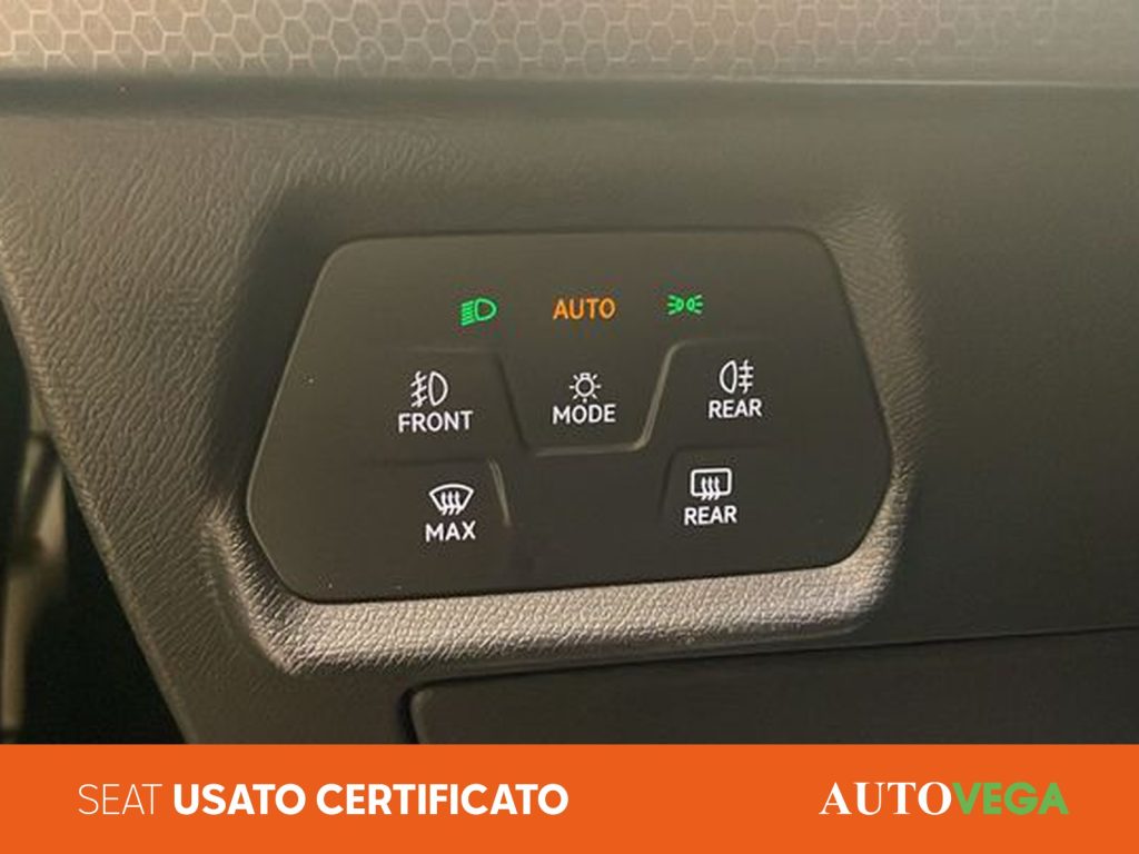 SEAT Leon sportstourer 2.0 tdi business 115cv - 17