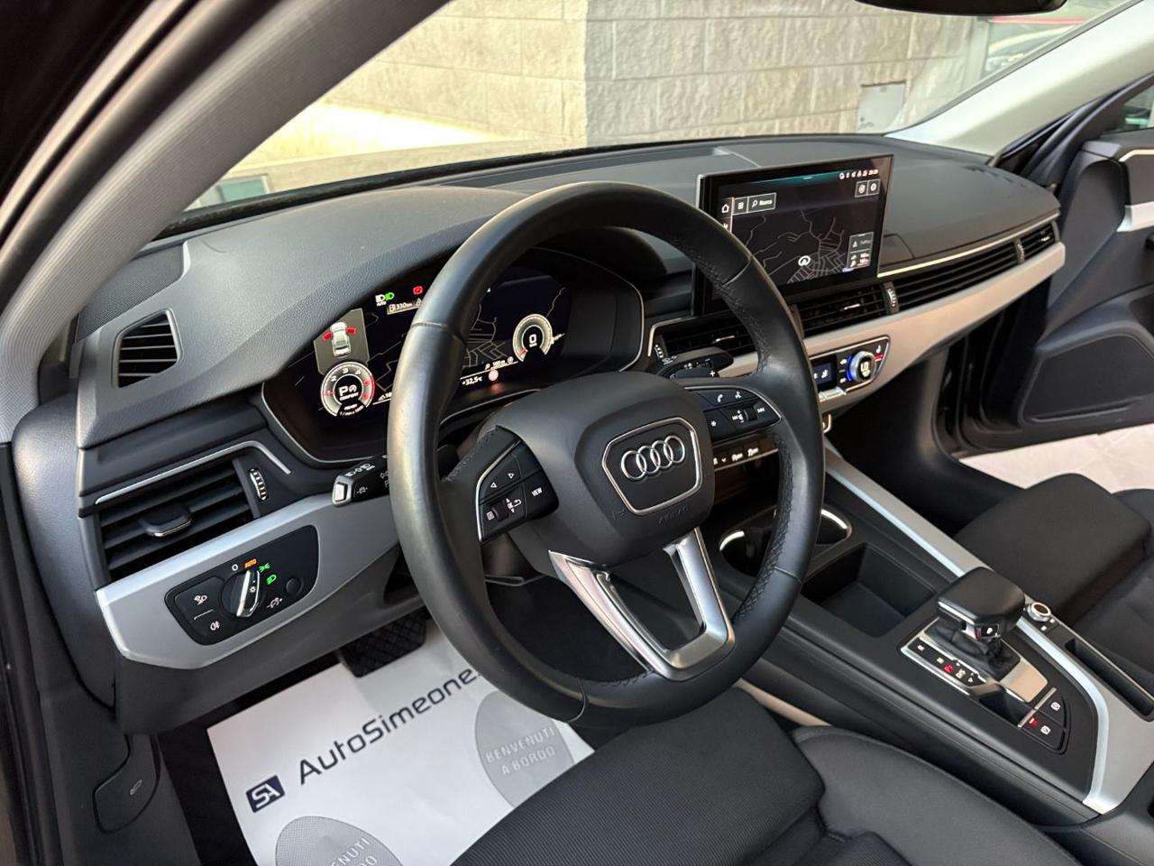 AUDI A4 35 TDI/163 CV S tronic S line edition TOTAL BLACK - 12