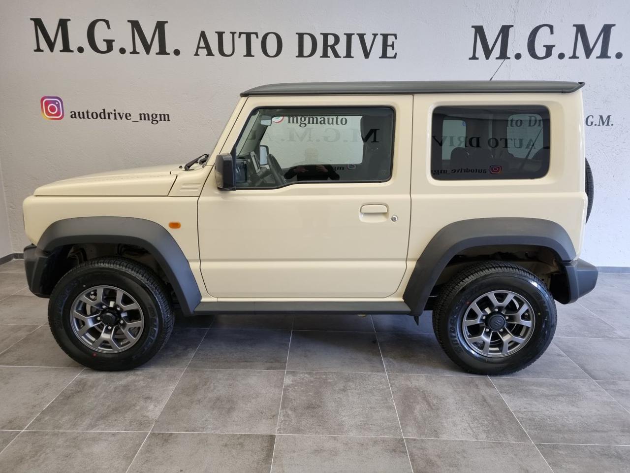 SUZUKI Jimny 1.5 5MT Top - 2