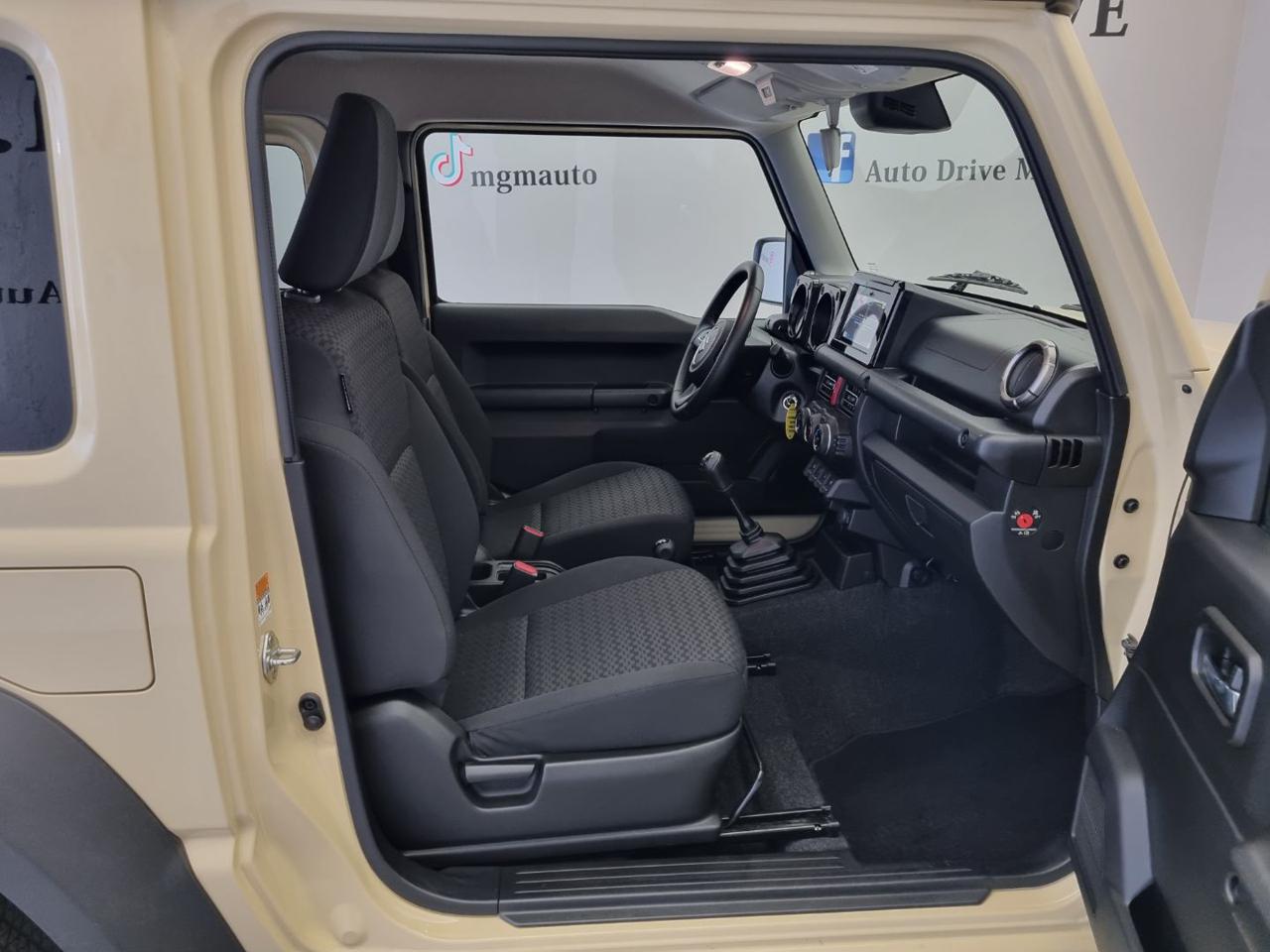 SUZUKI Jimny 1.5 5MT Top - 10