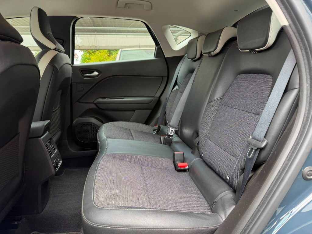RENAULT Captur TCe 100 CV GPL Intens - 12
