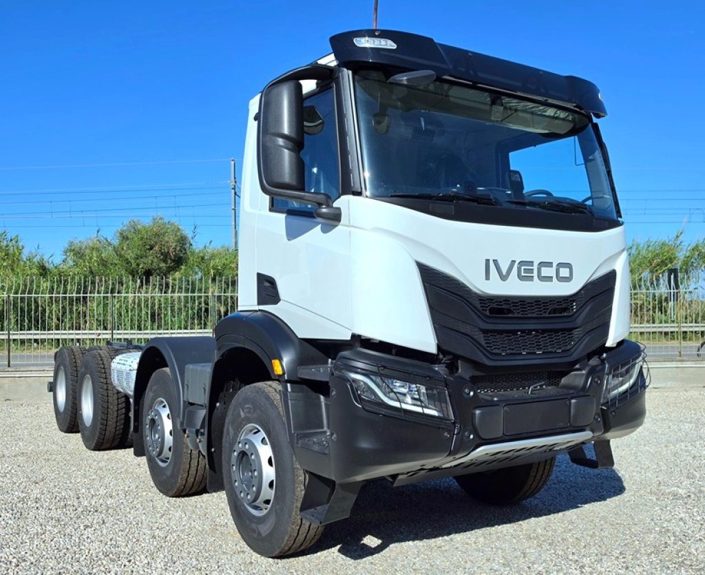 IVECO T-WAY 540 8x4 E6 NUOVO + INTARDER - 24