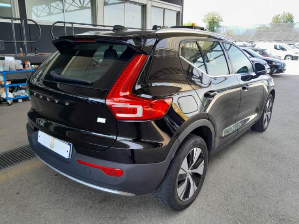 VOLVO XC40 T5 Recharge Plug-in Hybrid Inscription IVA ESPOSTA - 2