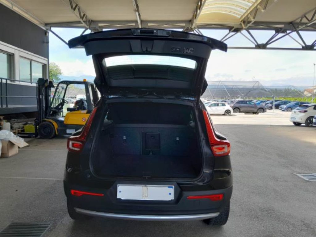 VOLVO XC40 T5 Recharge Plug-in Hybrid Inscription IVA ESPOSTA - 5