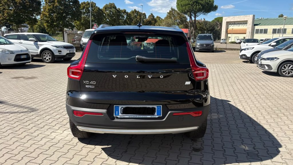 VOLVO XC40 T5 Recharge Plug-in Hybrid Inscription IVA ESPOSTA - 4