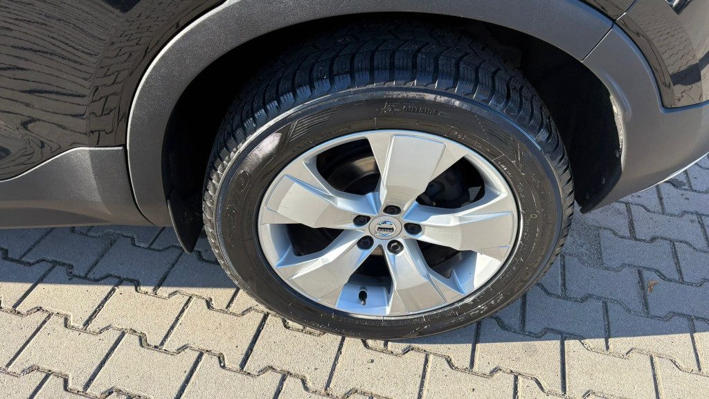 VOLVO XC40 D3 GEARTRONIC ** UNICO PROPRIETARIO ** - 6