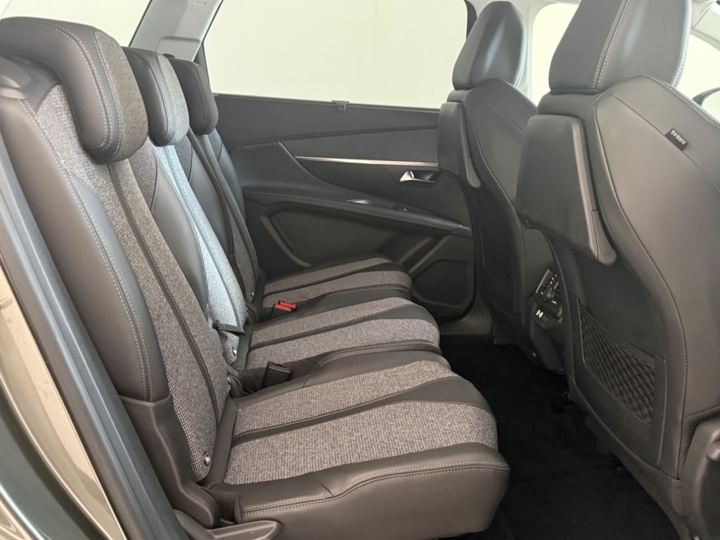 PEUGEOT 5008 BlueHDi 120 S&S EAT6 GT Line - 21
