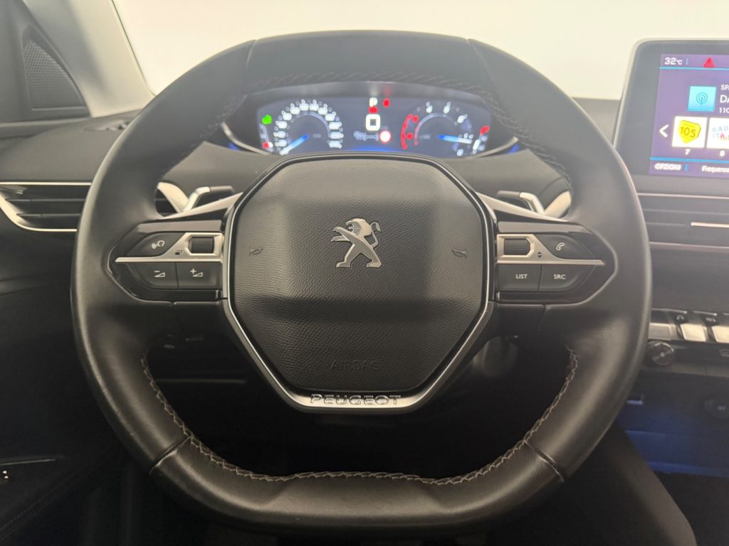 PEUGEOT 5008 BlueHDi 120 S&S EAT6 GT Line - 11