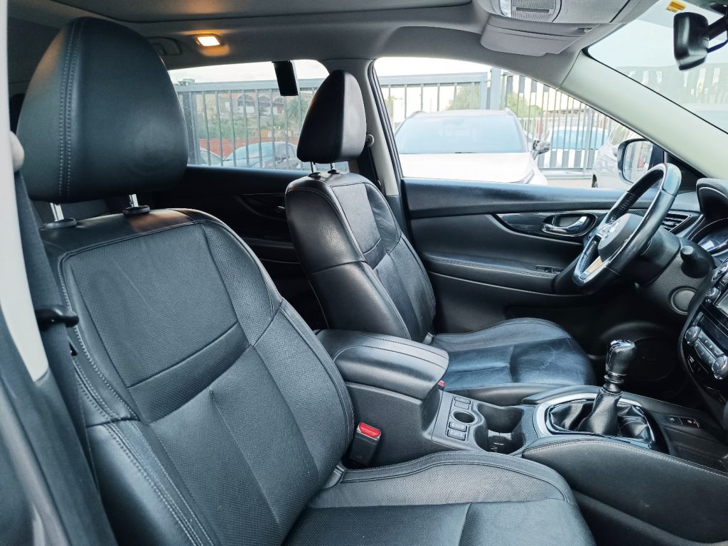 NISSAN X-Trail 1.6 dCi 2WD Tekna - 4
