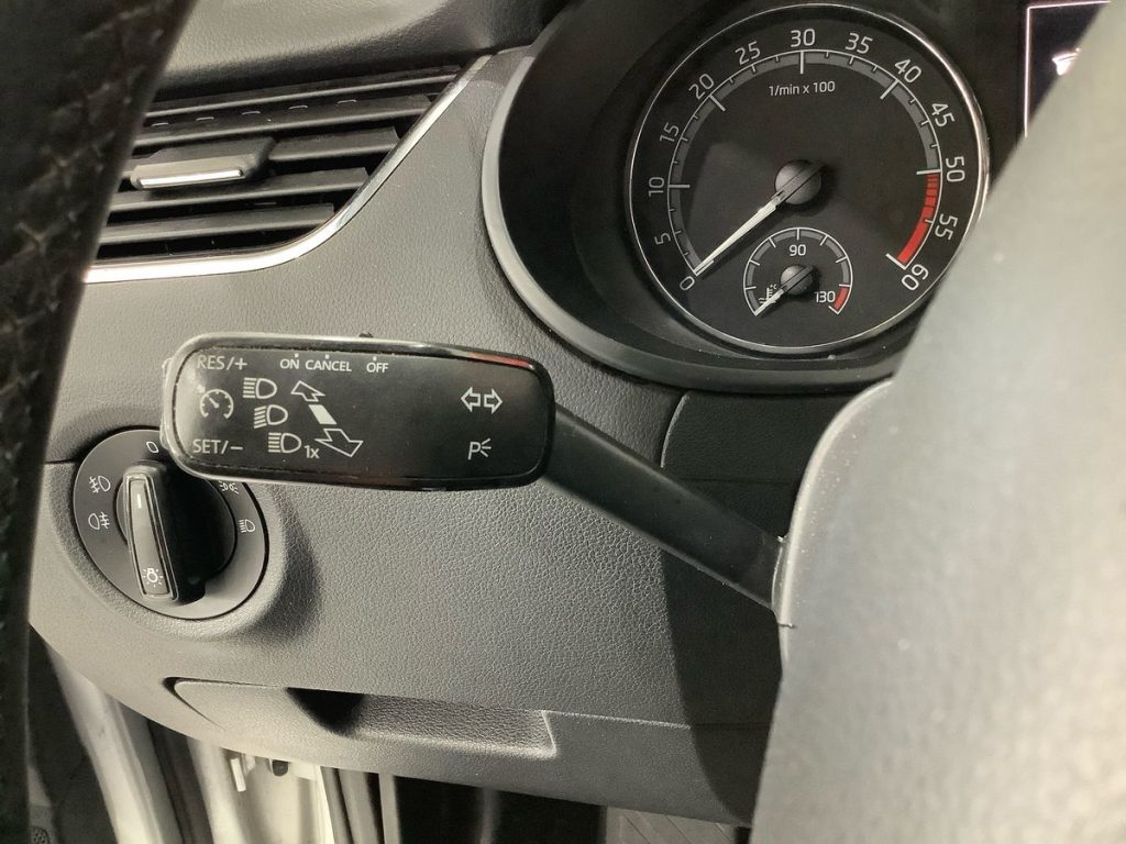 SKODA Octavia 1.6 TDI CR 115 CV Executive - 20